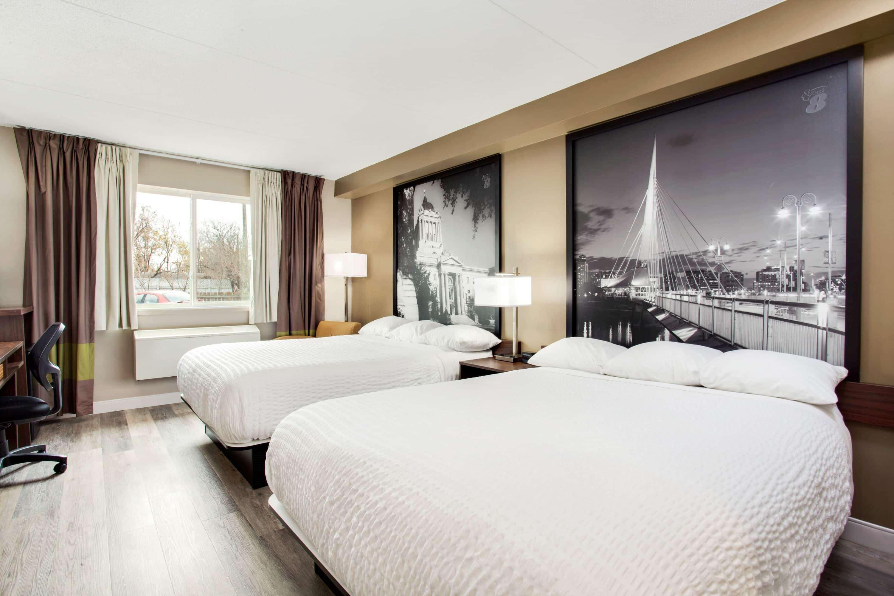 Super 8 By Wyndham Winnipeg West Bagian luar foto