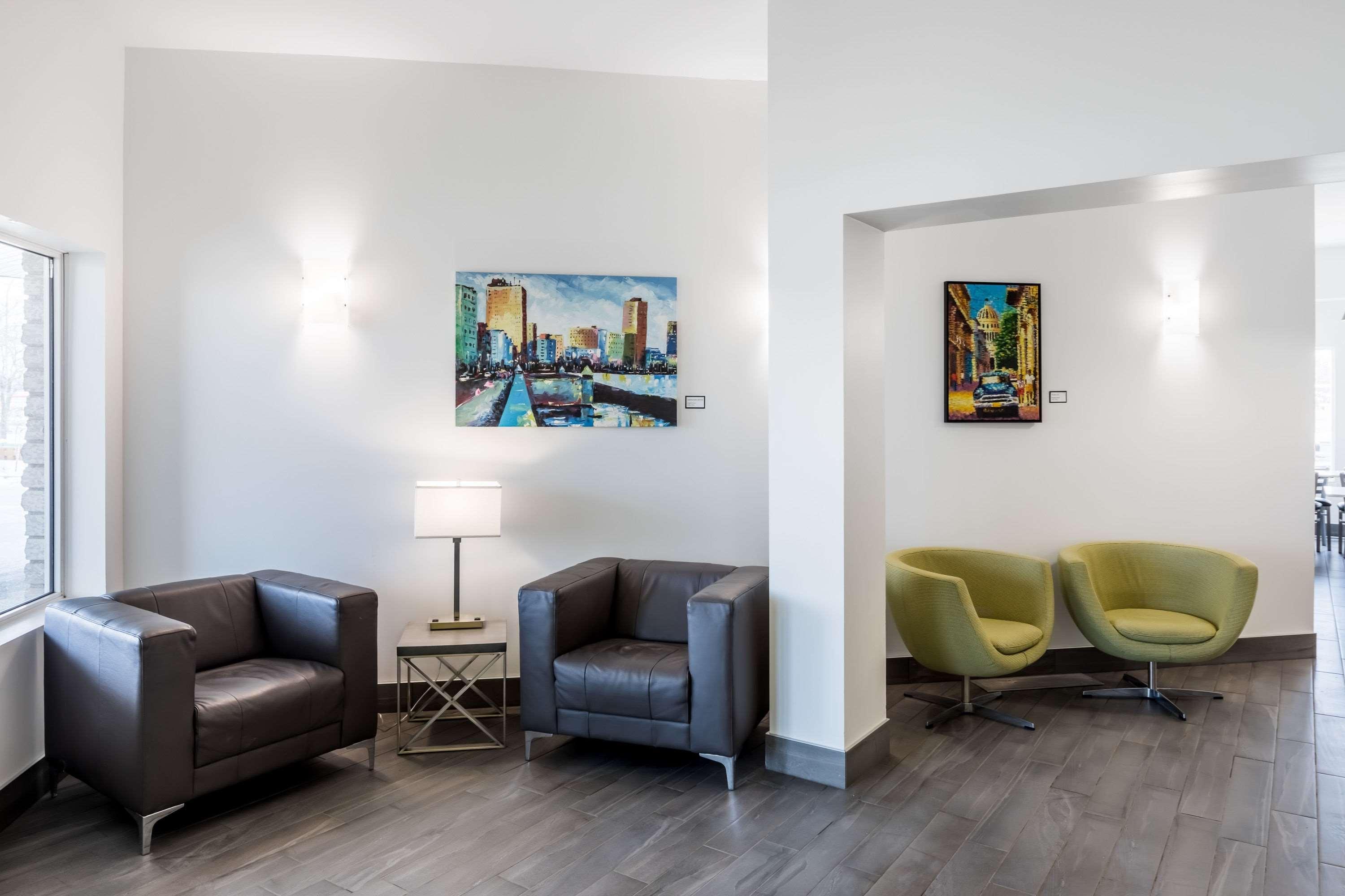 Super 8 By Wyndham Winnipeg West Bagian luar foto